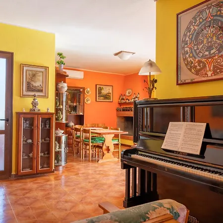 Mariuccia Holiday home